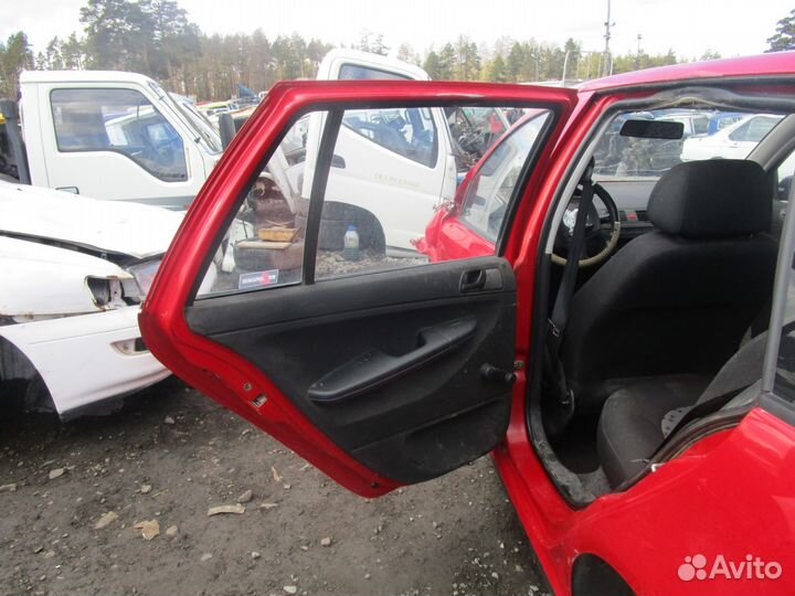 Дверь задняя левая Skoda Fabia 2005 г. в