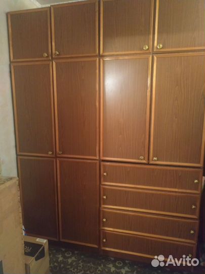 Шкаф с комодом