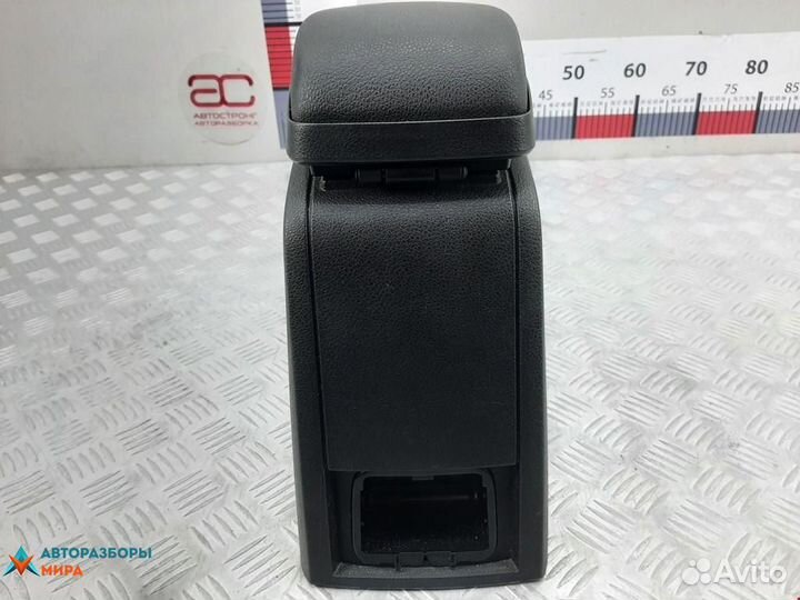 Подлокотник Ford Mondeo 3 2003