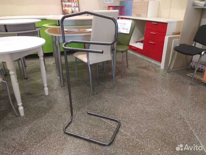 Вешалка костюмная