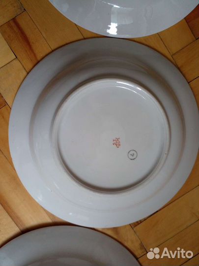 Тарелки суповые 
