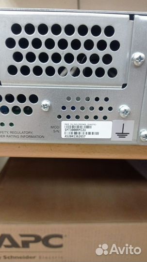 Ибп APC Smart-UPS 3000VA LCD RM 2U 230V SMT3000RMI