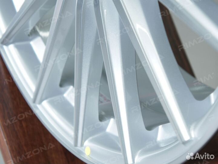 Литые диски Vossen R17 для Toyota. Арт635