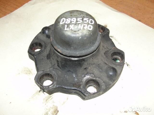 Заглушка ступицы Lexus lx470 2004г