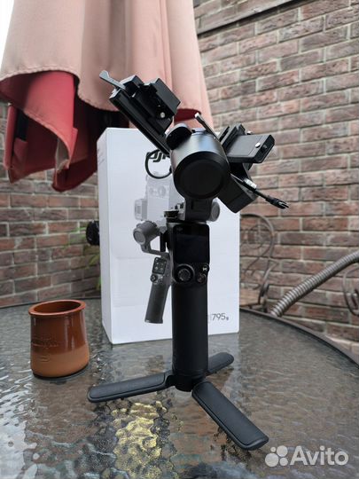 Стабилизатор для камеры dji RS 3 Mini