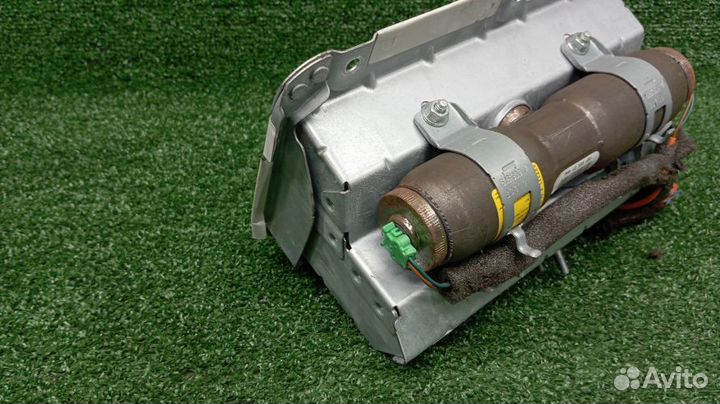 Подушка безопасности пассажира Volvo S80