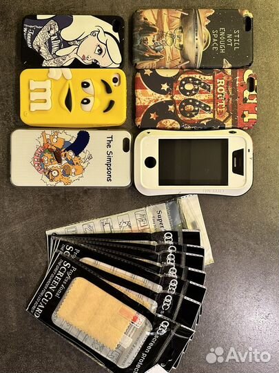 Комплект чехлов для iPhone и дополнения