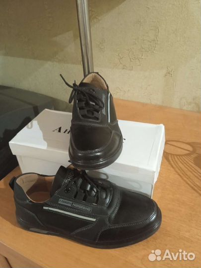 Туфли детские новые