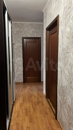 2-к. квартира, 58 м², 4/4 эт.