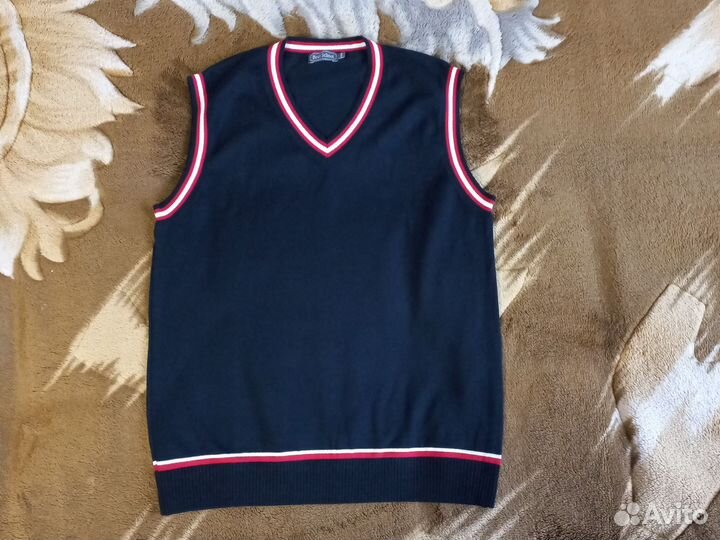 Жилетка школьная р.42-44
