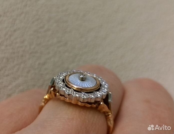 Золотое кольцо женское 585 с бриллиантами