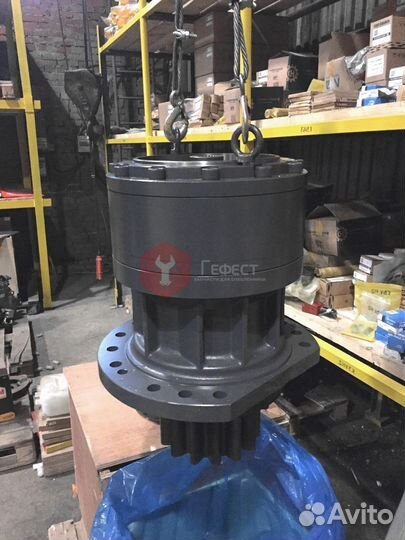 Поворотный редуктор Komatsu 208-26-00211