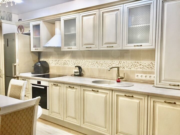 Квартира-студия, 42 м², 1/8 эт.