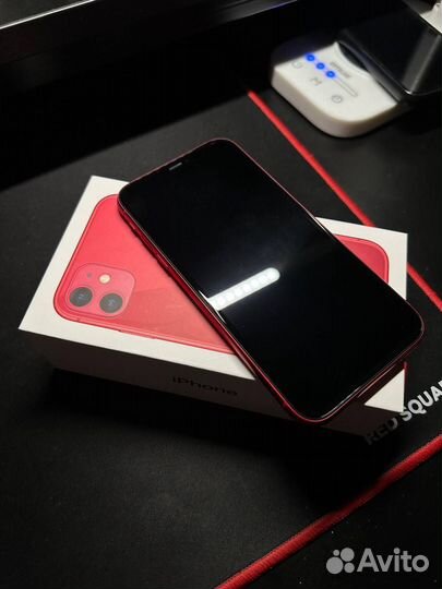 Телефон iPhone 11 128 gb RED
