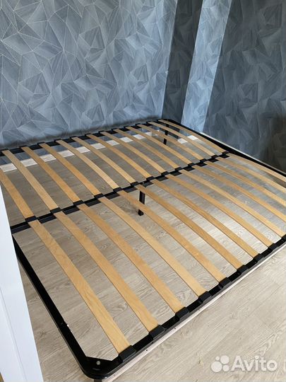 Каркас кровати 180х200