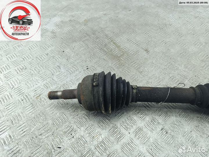 Полуось передняя левая б/у Citroen C5 (2001-2008)