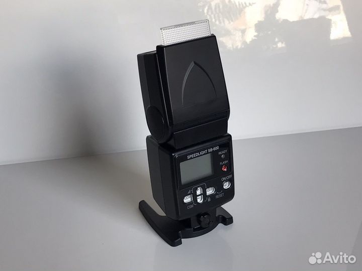 Вспышка Nikon Speedlight SB-600 новая