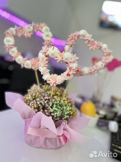 Подарочный набор безе, капкейки, куличи