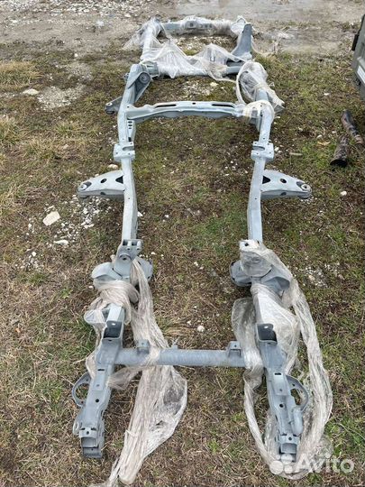 Рама на Mitsubishi Pajero