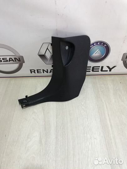 Обшивка салона renault fluence Лев