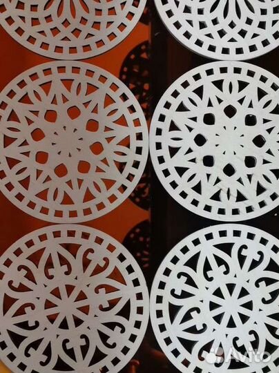 Лазерная резка фанеры, гравировка