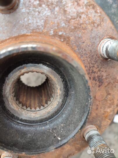 Ступицы передняя кулак поворотный infiniti g35 m45