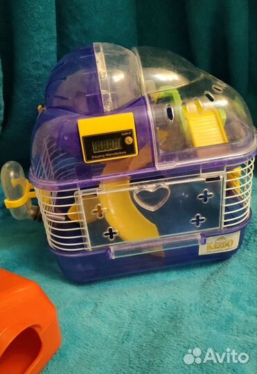 Маленькая клетка для хомяка