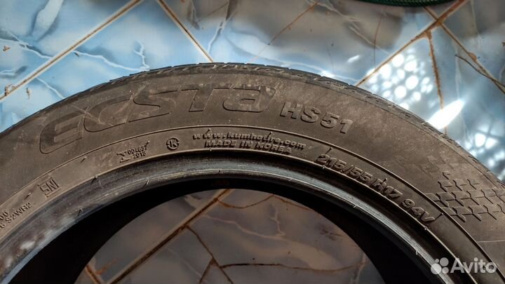 Kumho Ecsta HS51 215/55 R17 94V