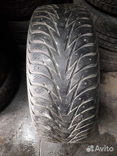Yokohama IceGuard Stud IG65 225/55 R17