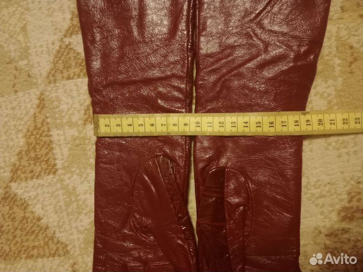 Перчатки из натуральной кожи