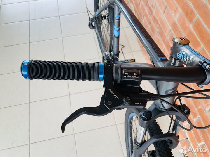 Дорожный велосипед Stels Navigator 570