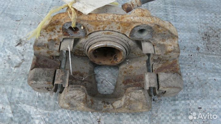 Суппорт тормозной пер правый Daewoo Nexia I