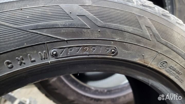 Toyo Observe Ice-Freezer 215/55 R17