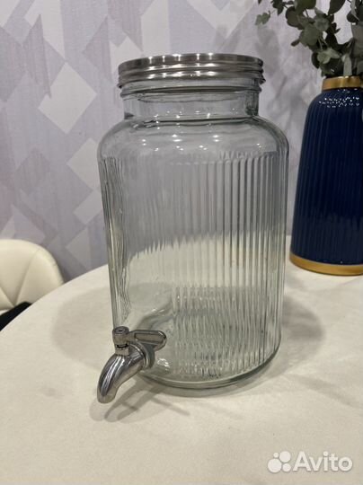 Кувшик vardagen с краном. Икеа