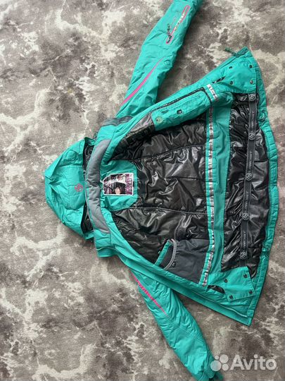 Горнолыжная куртка женская 42 44