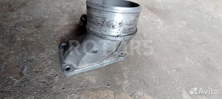 Патрубок впускного коллектора Renault Magnum 4