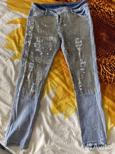 Джинсы