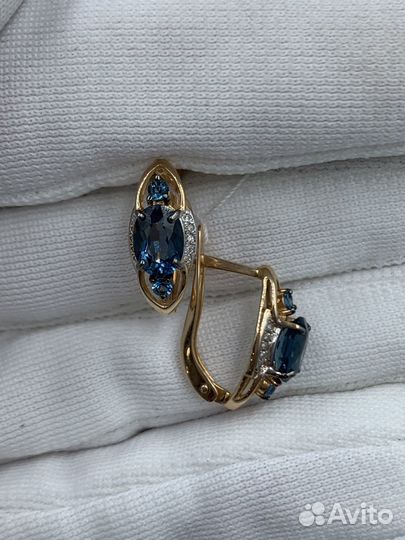 Золотые серьги