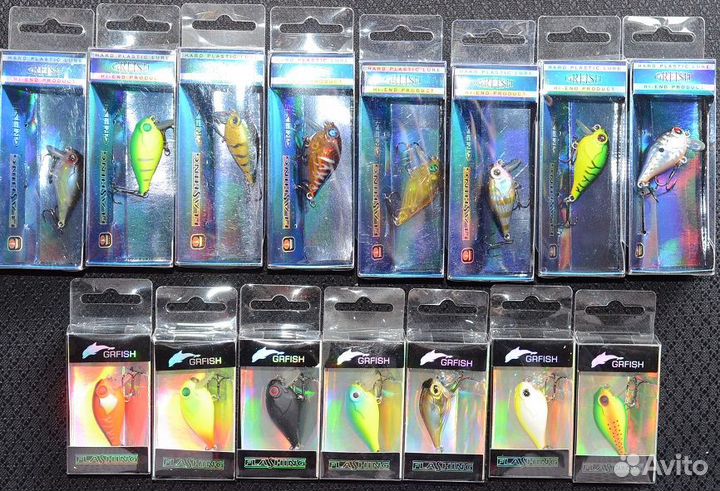 Набор воблеров форель,голавль,окунь,щука Buzzater