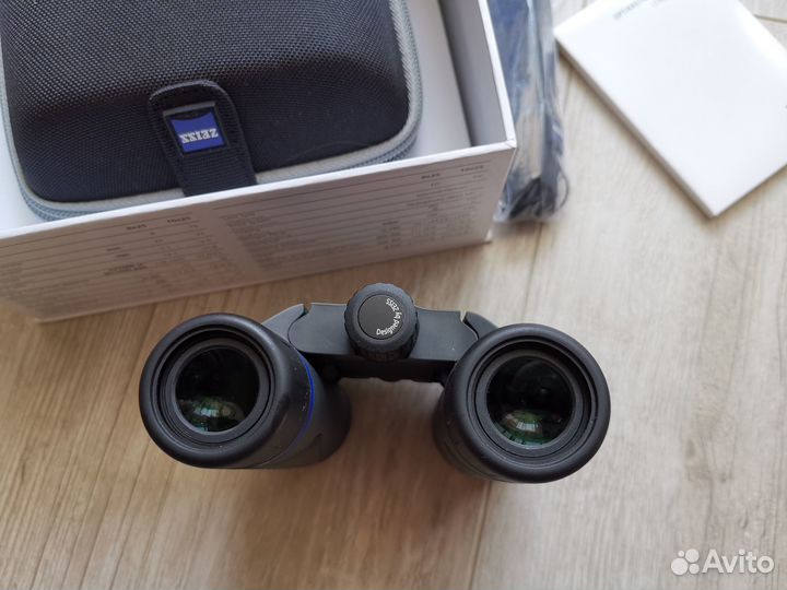 Бинокль Zeiss Terra ED pocket 8x25
