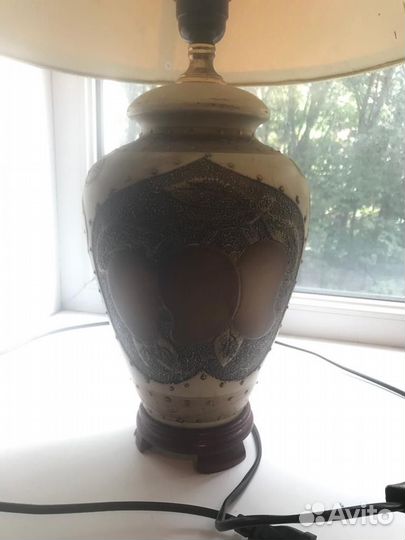 Лампа настольная