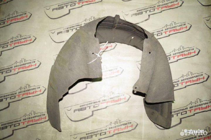 Подкрылок ford focus CB8 задний правый 1881078