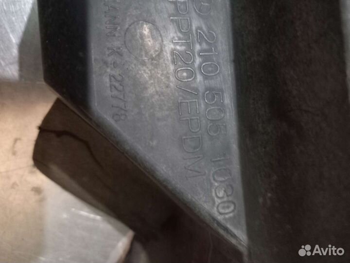 Кожух радиатора Mercedes W210