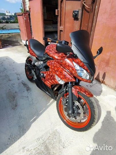 Продам мото Kawasaki ex650c (ninja 650) 2011 года