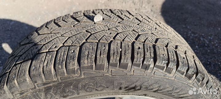 Gislaved NordFrost 100 215/65 R16 102