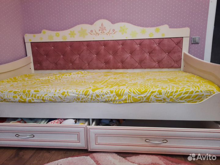 Продам кровать