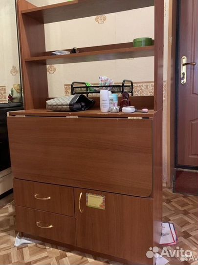 Письменный стол