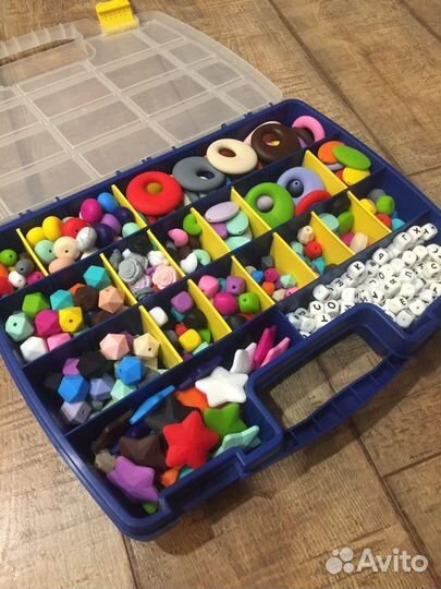 Силиконовые грызунки и бусины