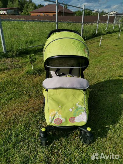 Прогулочная коляска