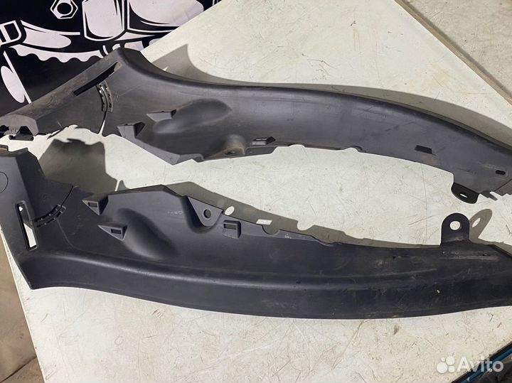 Обшивки задних стоек BMW 7 series E65